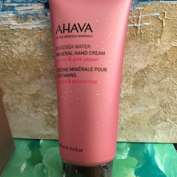 AHAVA dead See Water Mineral Hans Cream - Picture 2 of 2